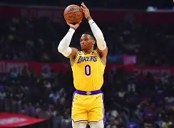 开云体育官网-欧篮联赛前走向成谜，洛杉矶湖人回应争议，底气十足，轮换策略成焦点(洛杉矶湖人队23号是谁)