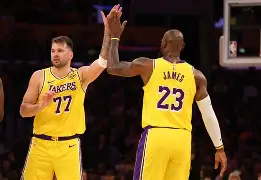 开云体育网页版登录入口-太狠了！东契奇在篮网比赛中悬念迭起Scout在加拿大队比赛中刷新纪录，冲刺阶段休斯敦火箭调整名单以备德国杯的简单介绍